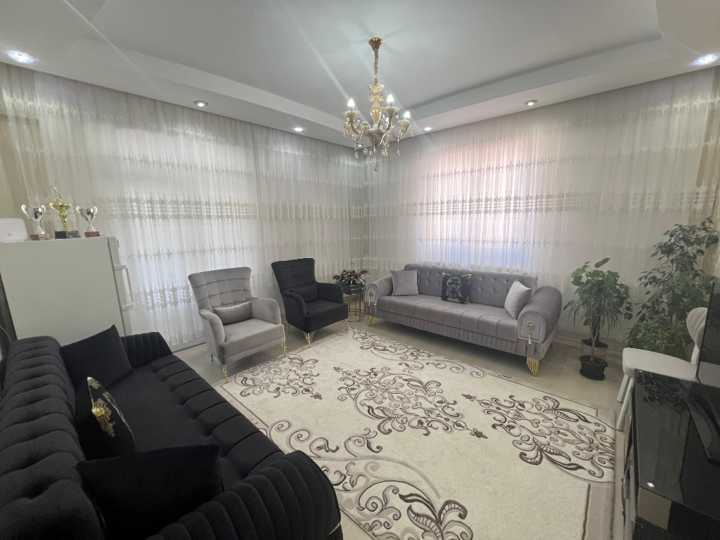 SARIGELİNDEN KARATAŞ MERKEZDE SİTE İÇİ SATILIK 2+1 DAİRE FIRSATI - Sarıgelin Gayrimenkul